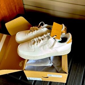 NIKE AIR FORCE 1 SIZE 12, Low 07 LV8 NEXT NATURE Color-CORK